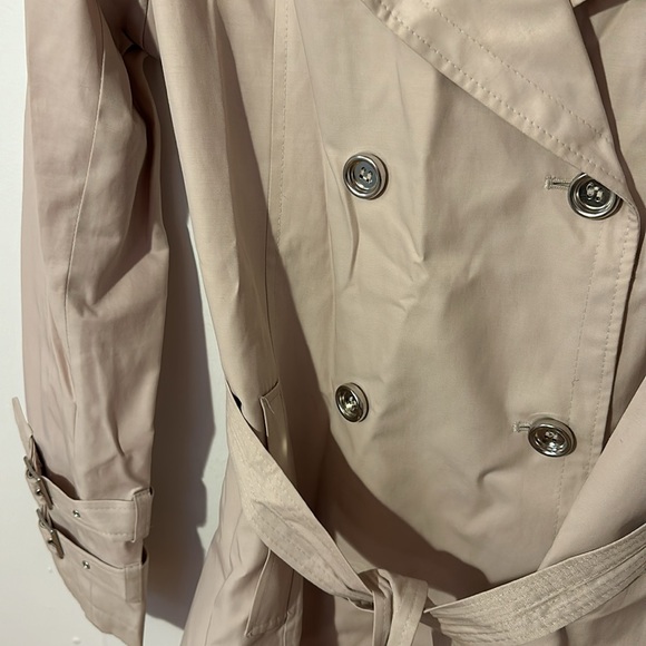 Via Spiga beige trench with silver buttons - Picture 3 of 4